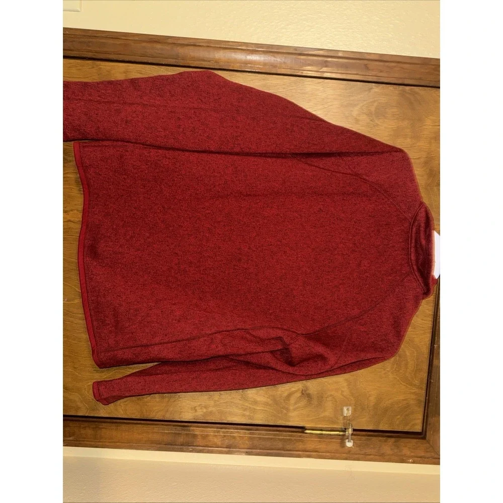 Mens Medium Patagonia Lightweight Synchilla Snap-T Pullover.  Maroon